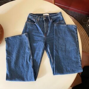 Abercrombie High Rise 90s Relaxed Jeans - Size 26